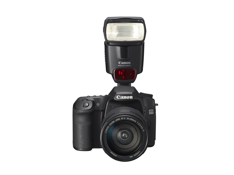 Illustration for article titled Canon EOS 50D Official: 15-Megapixel Prosumer DSLR Is First With Digic 4 Processor
